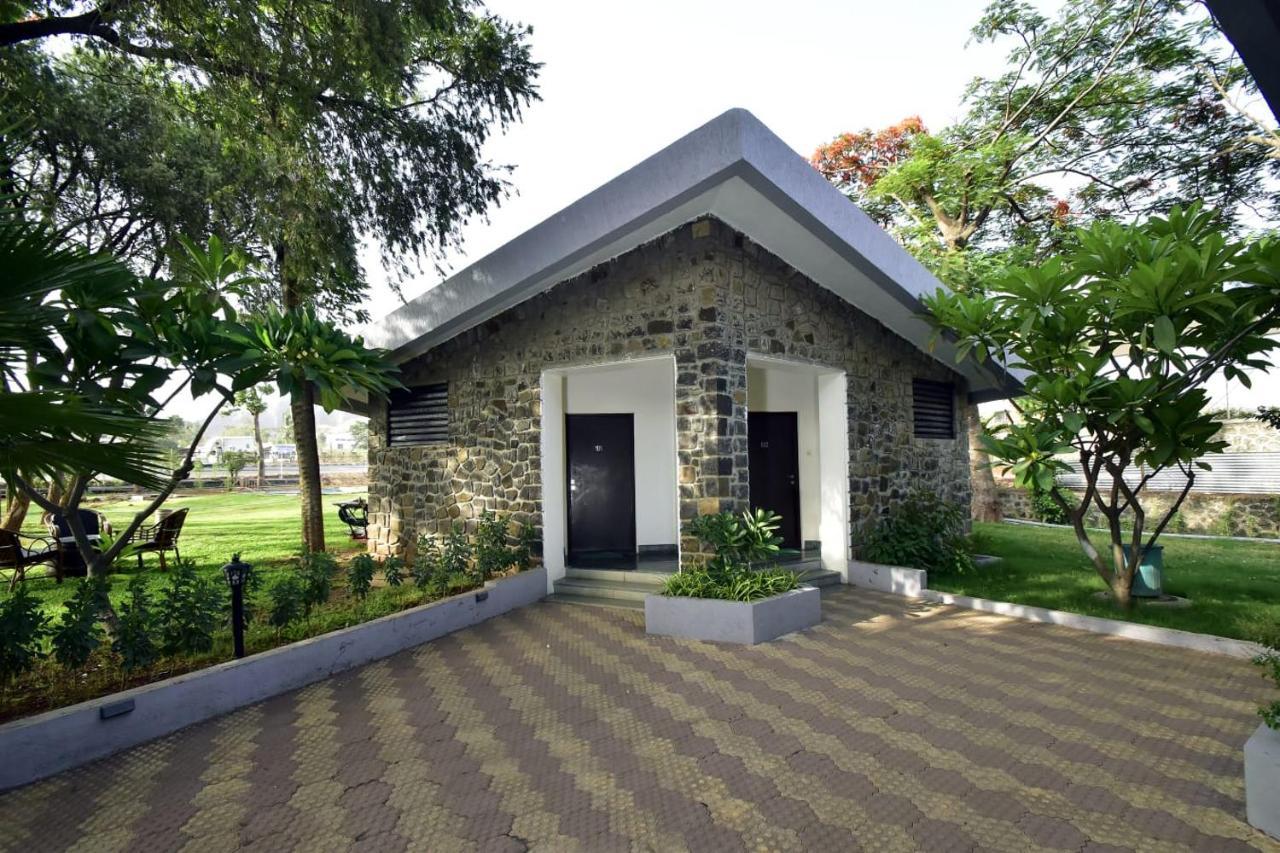 Caves County Resort Malegaon Exterior photo