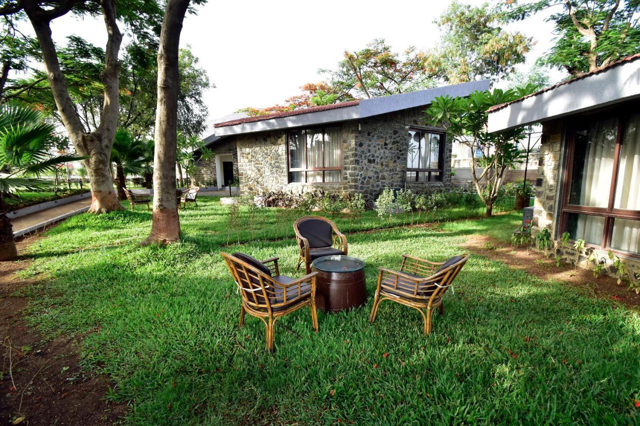 Caves County Resort Malegaon Exterior photo